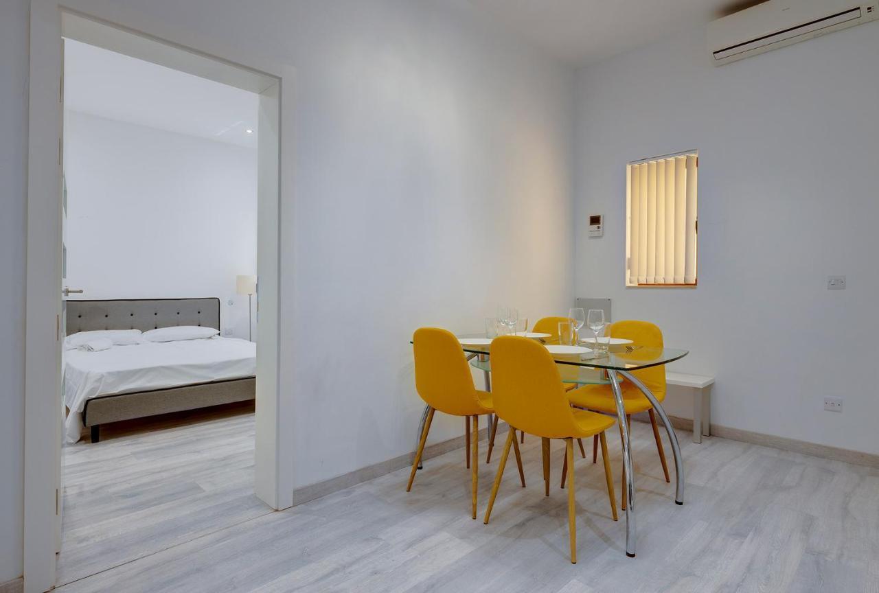 Modern Apartment In The Best Area Of Sliema Exteriör bild